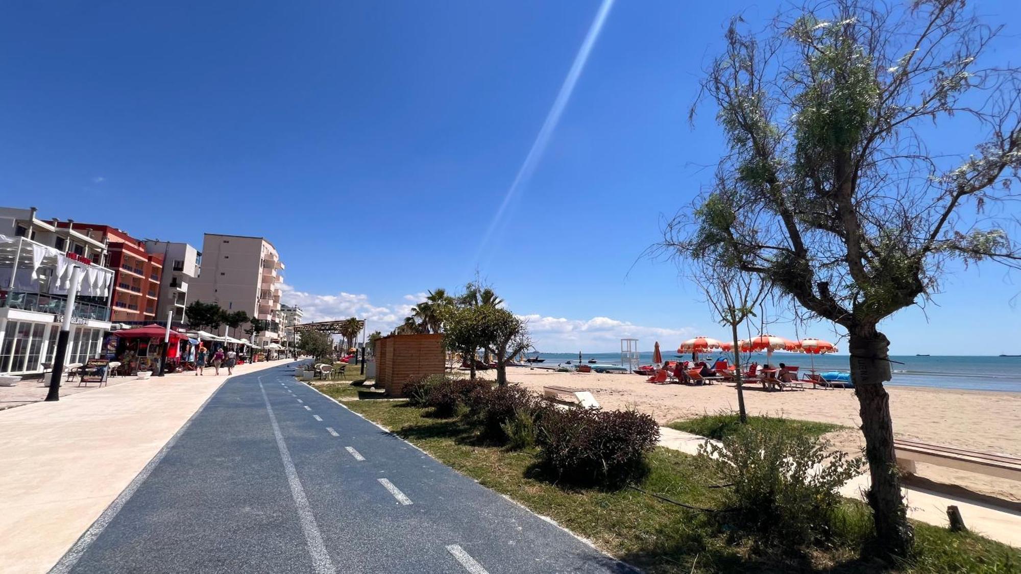 Mikael Sea View *